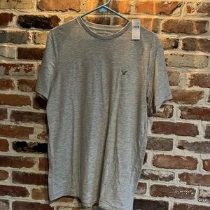 American Eagle Grey T-Shirt, size M